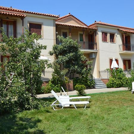 פטרה Mr. Greek Villa מראה חיצוני תמונה